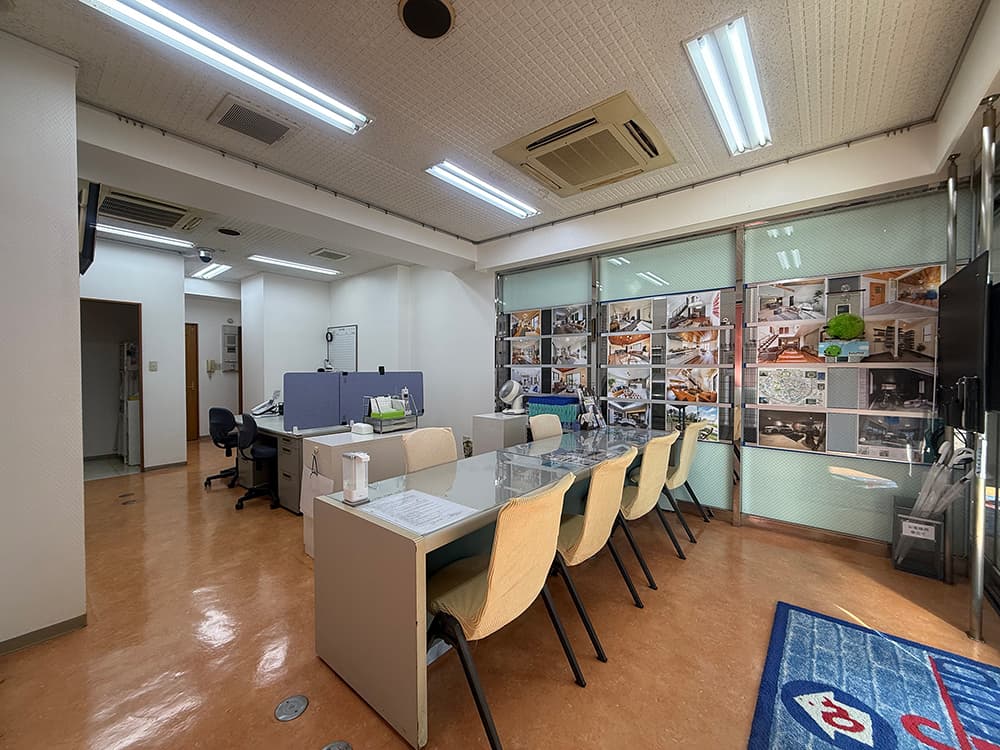 Before 店舗施工例