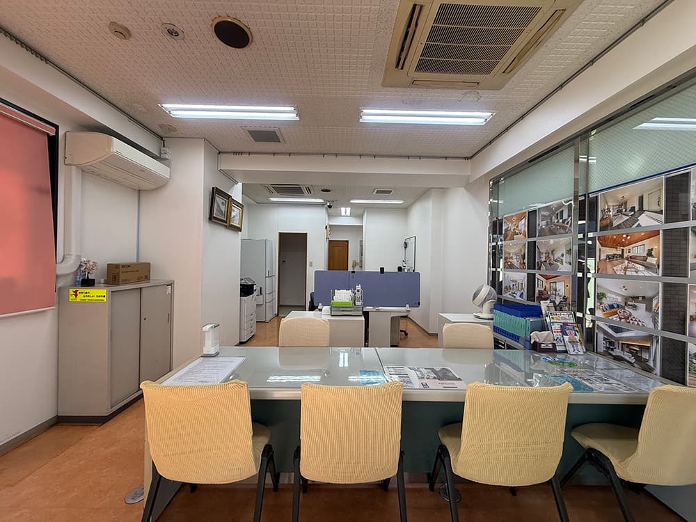 Before 店舗施工例