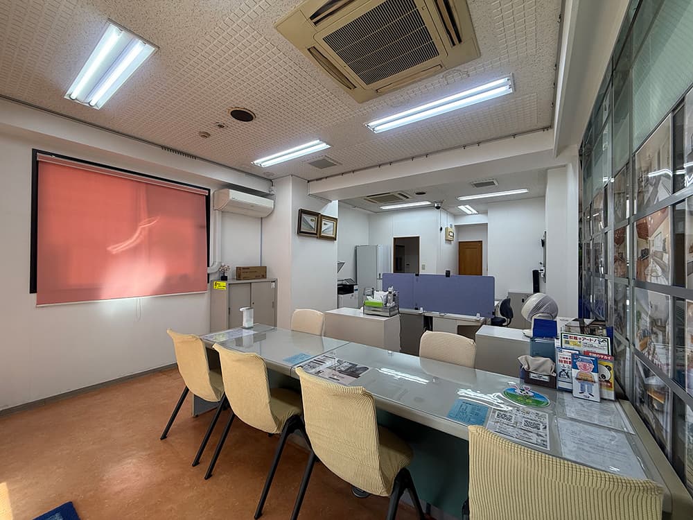 Before 店舗施工例