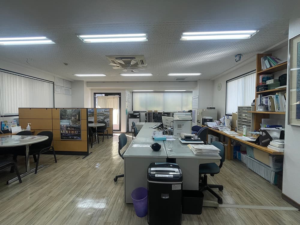 Before 店舗施工例