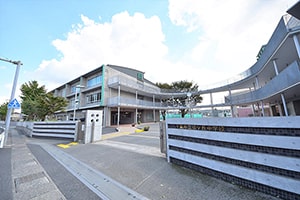 松ヶ丘中学校