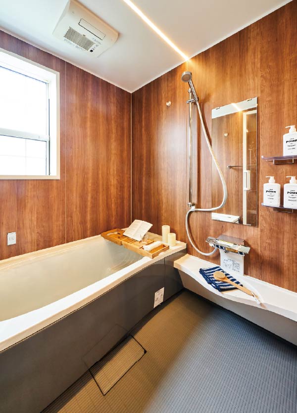 ゆっくりくつろげてお手入れも簡単なバスルーム